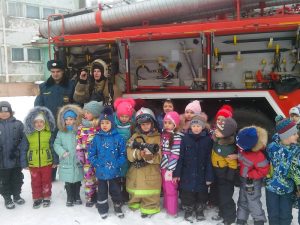 Пожарные в гостях у дошкольников