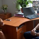 upolnomochennyj_po_pravam_cheloveka_vo_vladimirskoj_oblasti_lyudmila_romanova_provela_v_gus-hrustalnom_priem_grazhdan_09_08_2018